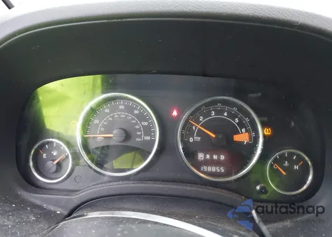 2016 Jeep Compass Latitude из США, поврежденный, VIN 1C4NJDEB6GD718725